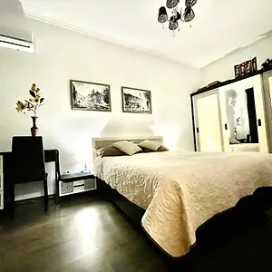Апартаменты V&o Whitechocolateapt 800 M To Opera, Львов